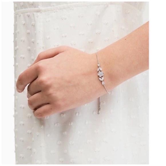 KATE SPADE • Silver Gleaming Gardenia Necklace Bracelet Set - Picture 7 of 9